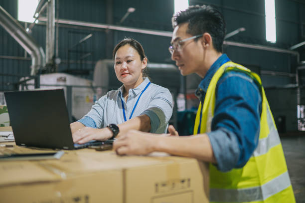 Titanpro Express Worldwide Service